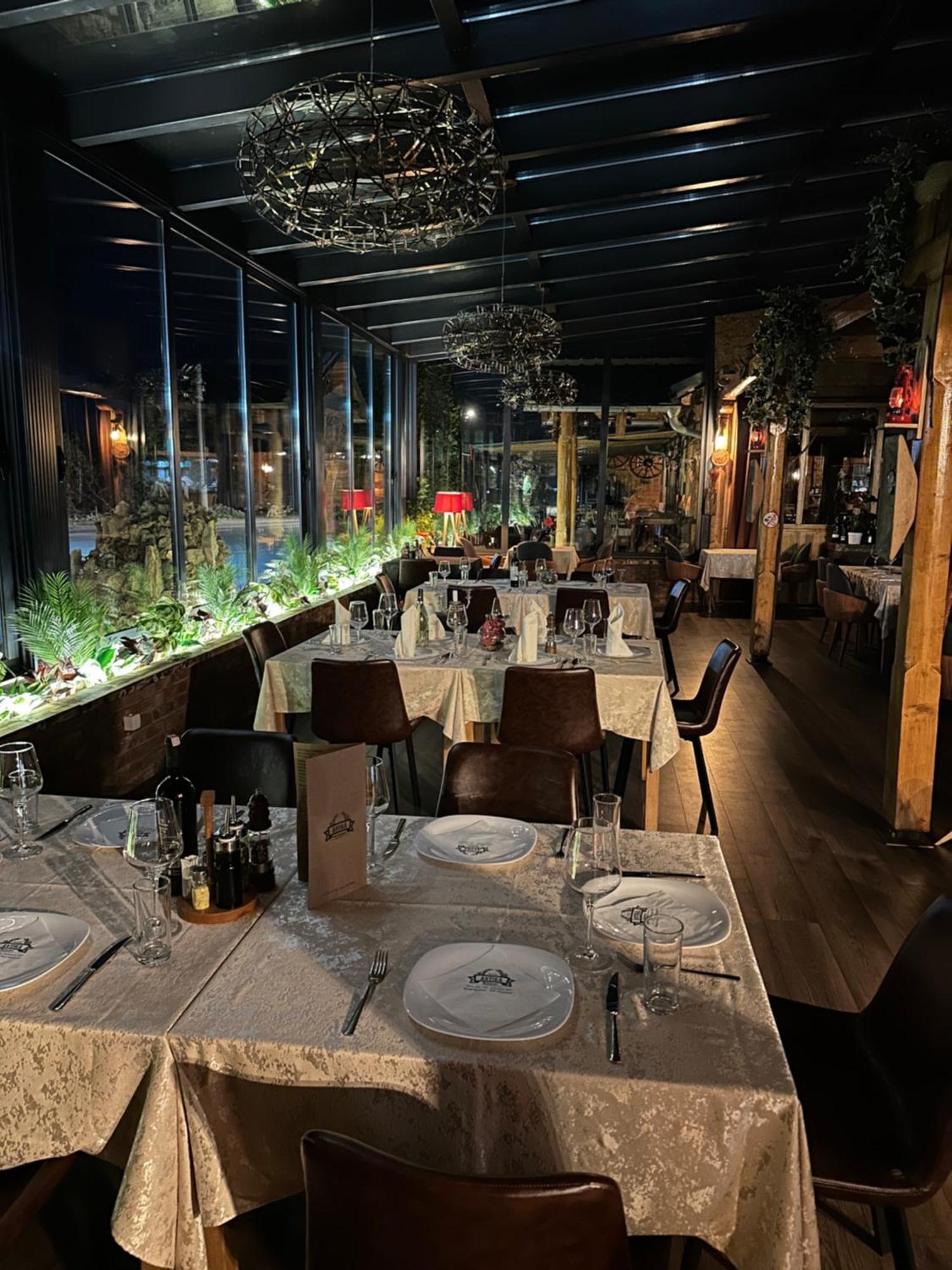 Hotel Antika Печ Экстерьер фото