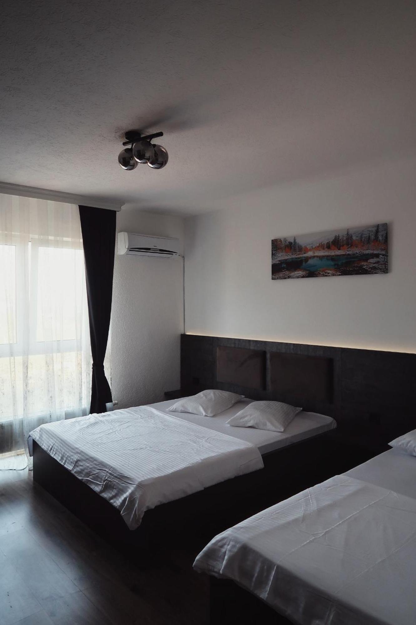 Hotel Antika Печ Экстерьер фото