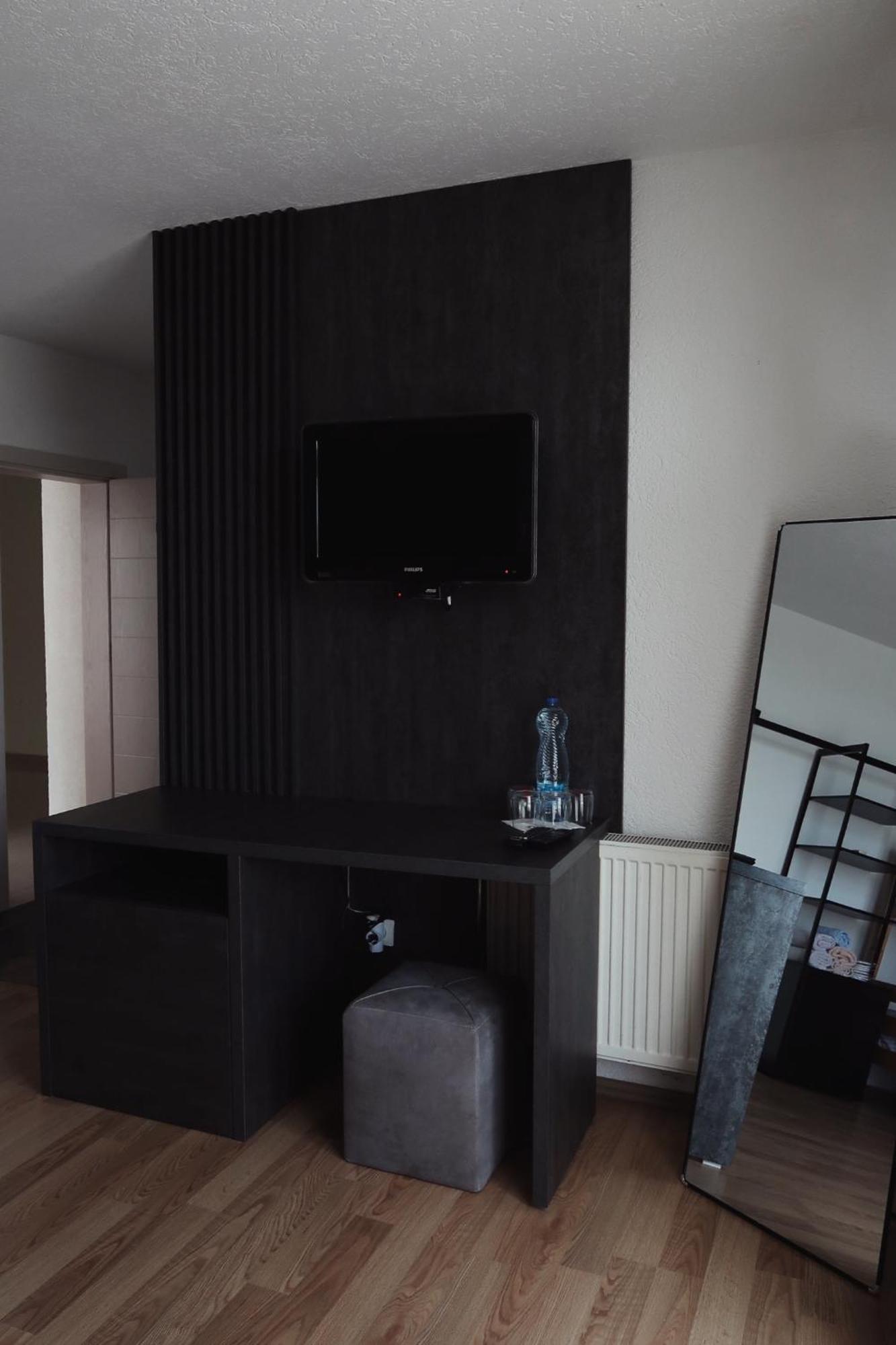 Hotel Antika Печ Экстерьер фото